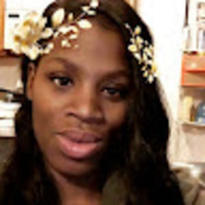 Meet your Posher, Chrissy